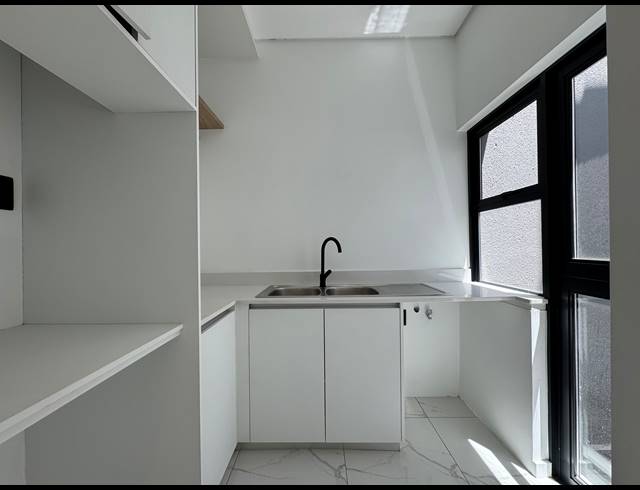 3 BEDROOM HOUSE FOR SALE IN SANDOWN